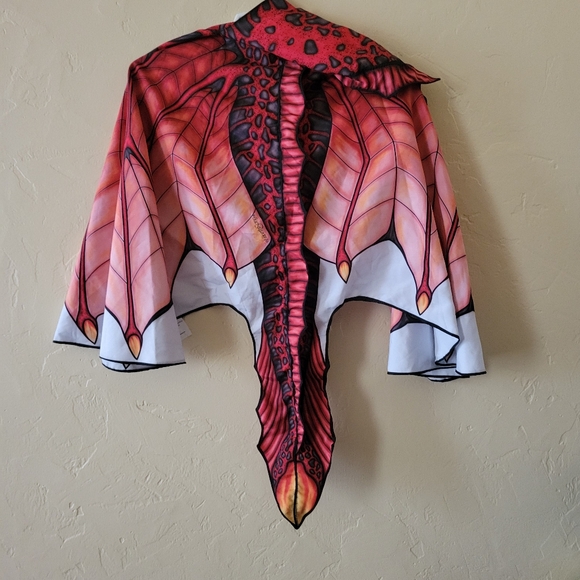 Youth Red and Black Winged Costume Cape - Picture 4 of 7